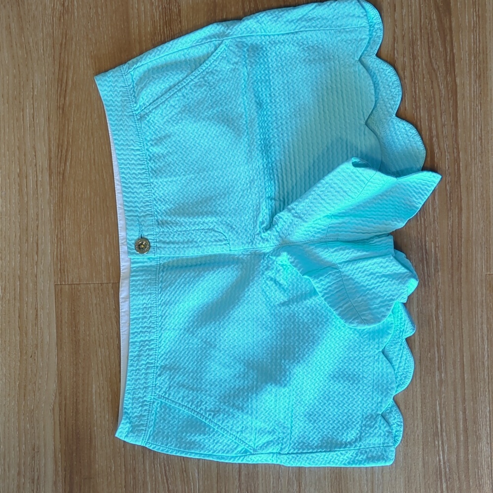 Buttercups Shorts in light Blue